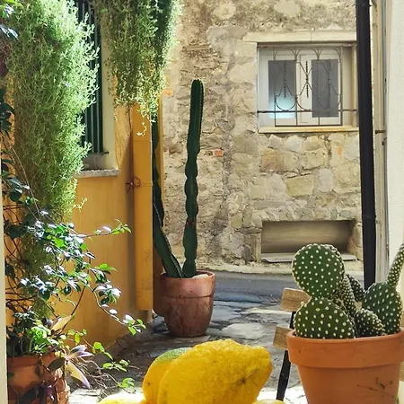 Casa Don Michele * Letojanni